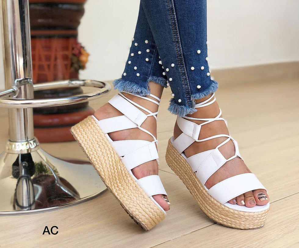 Miniatura: Sandalias