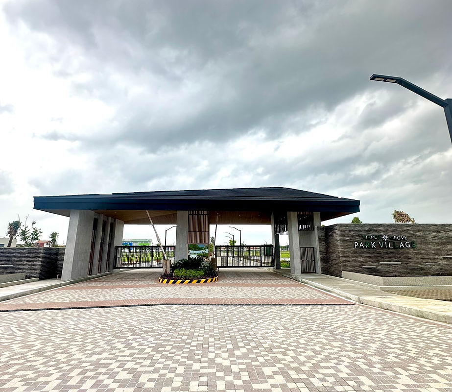 maple grove park village main entrance