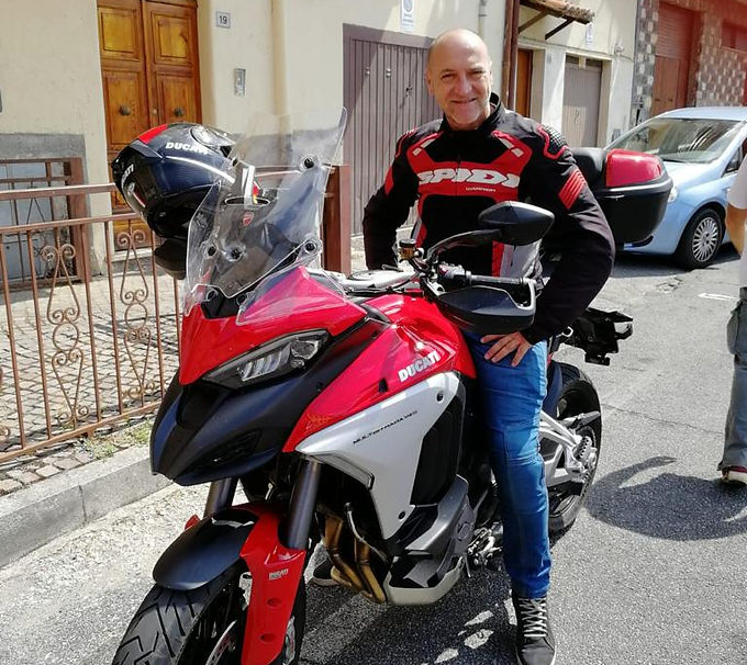 Arturo Tozzi recensione.jpeg