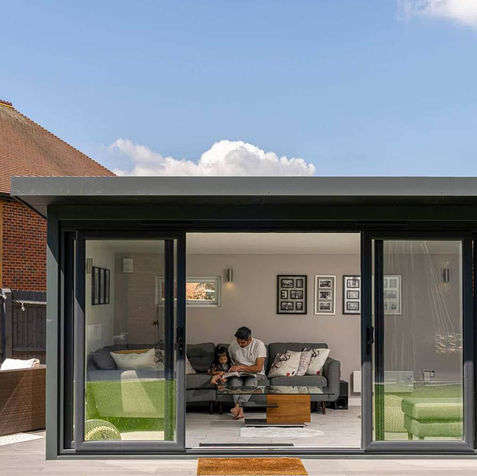 3 GARDEN OFFICE & LOUNGE  6M X 3.5M.jpg