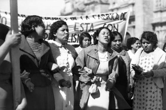 Exclusión e invisibilización de las mujeres latinas en el movimiento feminista.
