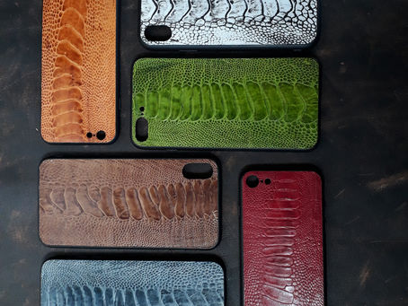 ¿Es la piel de avestruz ideal para hacer fundas de móvil?