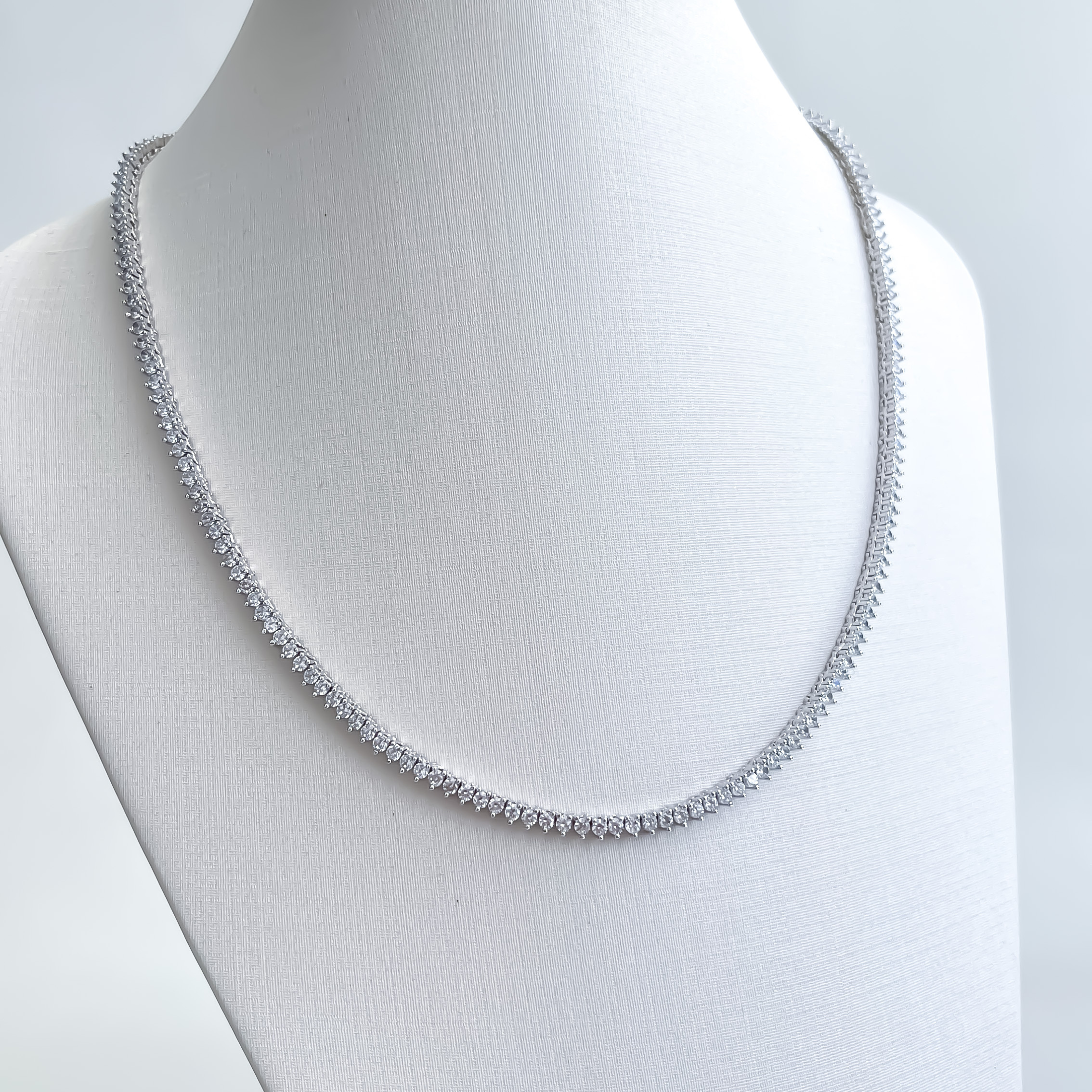 Gargantilha Silvia banho ródio