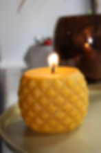 Küçük resim: Buddhamum Balmumu Ananas Mum