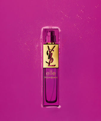 Retouche photo du parfum Elle Yves Saint Laurent sur fond rose