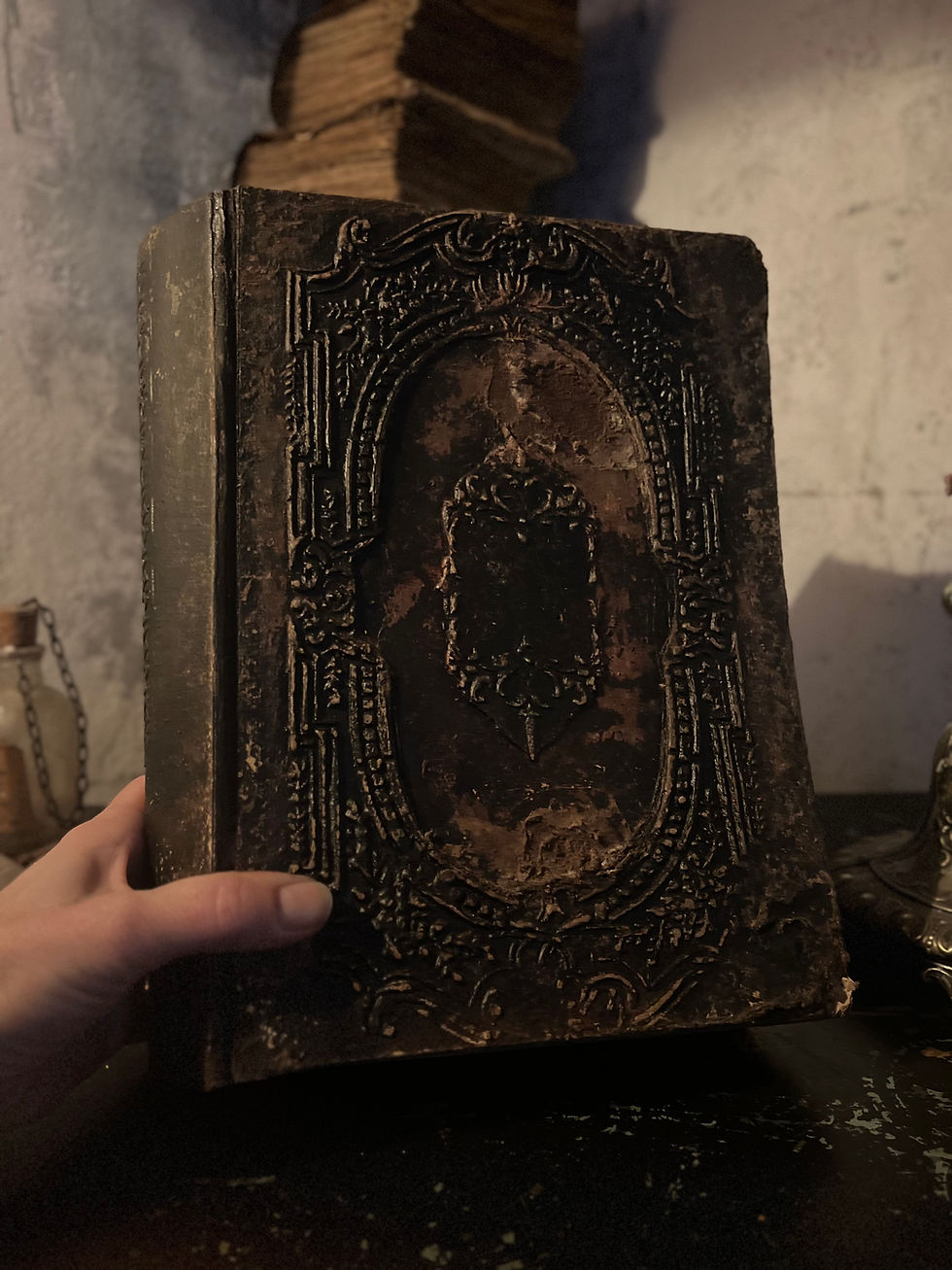 Thumbnail: Grimoire/ Book of Shadows Grantae