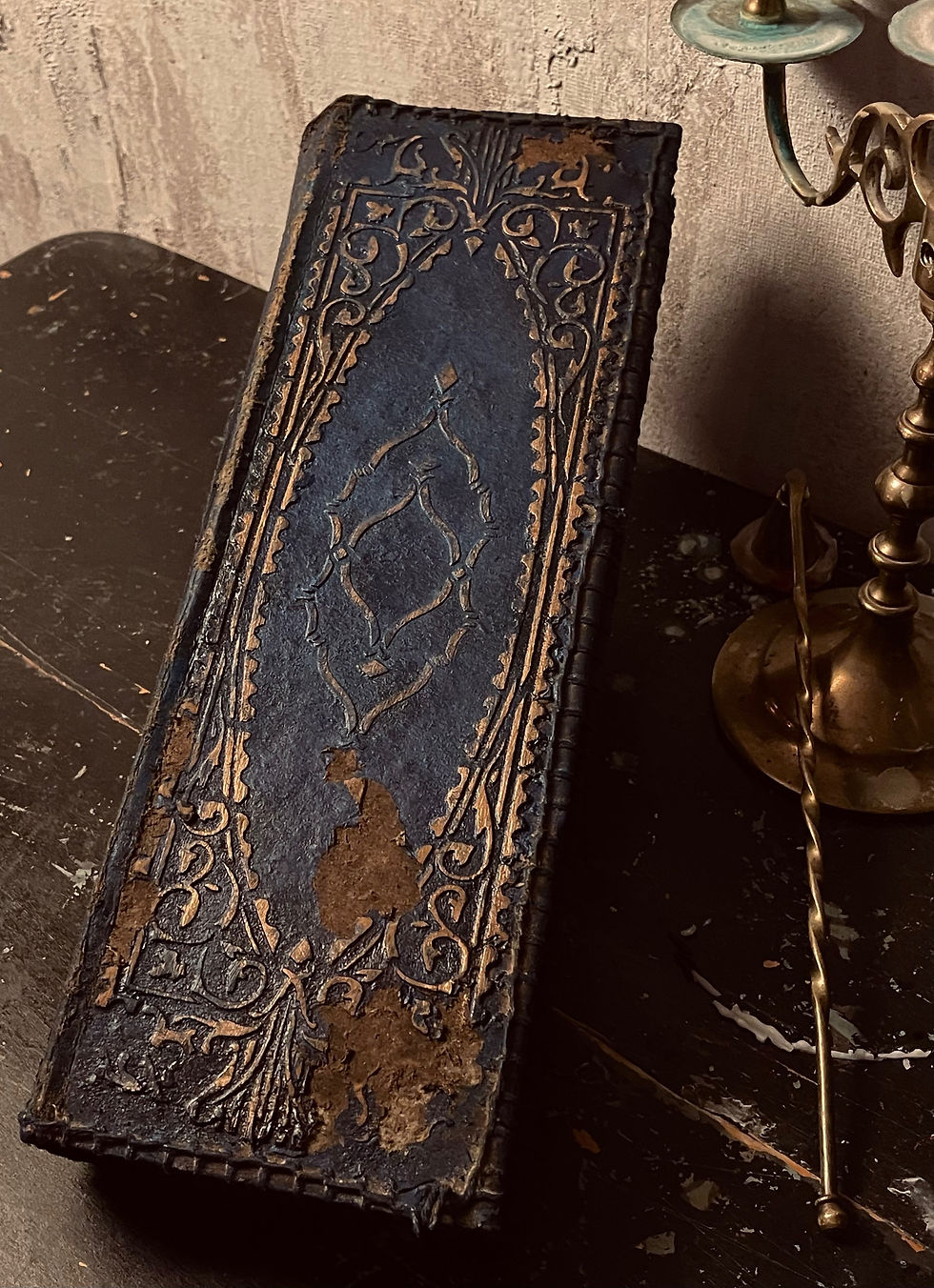 Thumbnail: Grimoire / Book of Shadows Dust