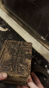 Thumbnail: Grimoire / Book of Shadows Mage