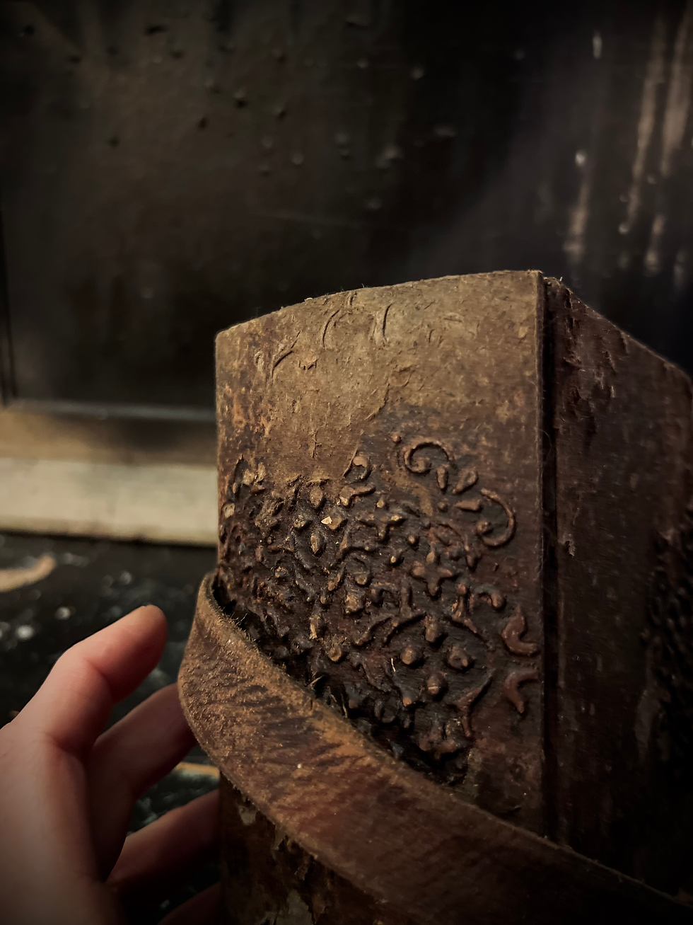 Thumbnail: Grimoire/ Book of Shadows Glaeston