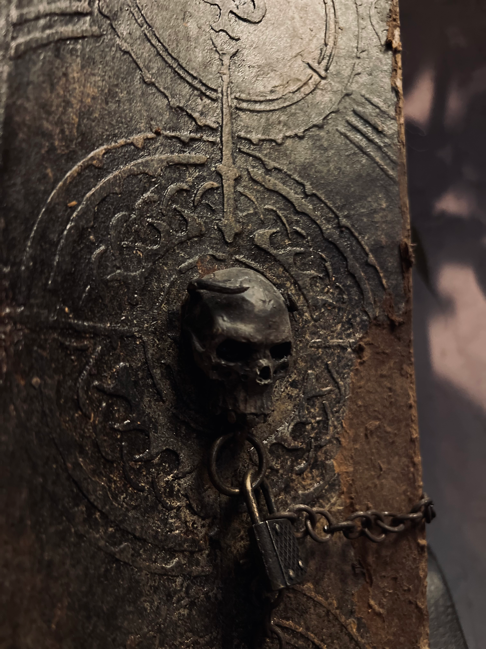 Thumbnail: Grimoire / Book of Shadows The Devil