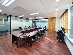 기업의 인테리어를 확! 살리는 더존아이디의 글라스폴딩도어가 문정동 기업 회의실을 글라스월과 파티션으로 고급스럽게 완성하다!