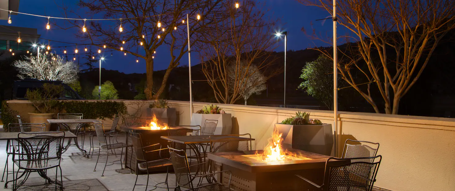 sforf-sanrafael-ballroom-terrace-with-firepits.webp