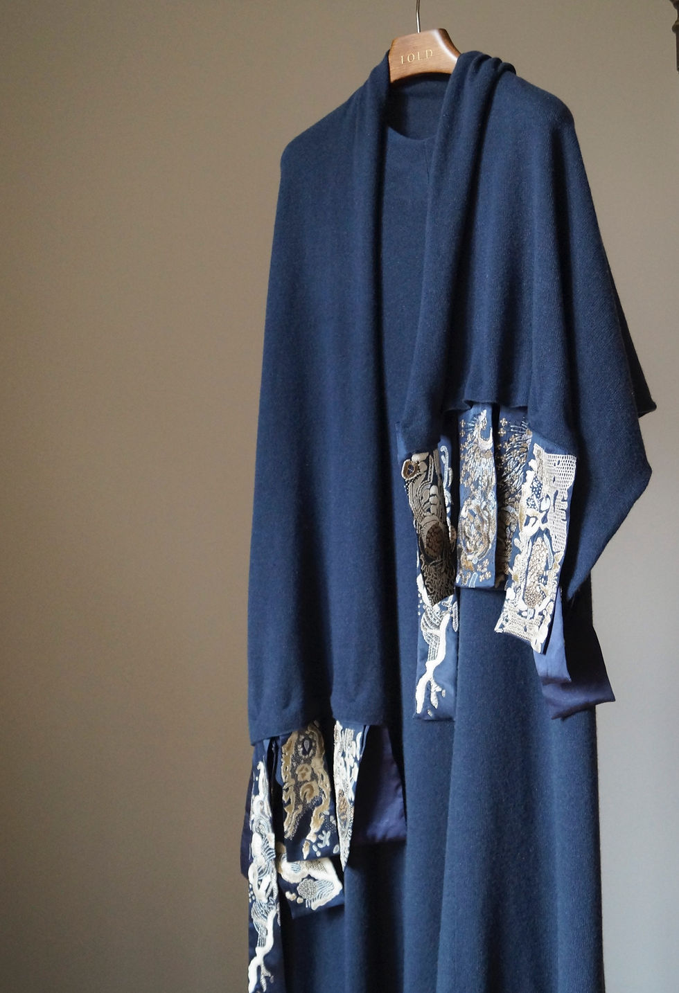 Thumbnail: BONS Oversized Shawl Poncho - Navy