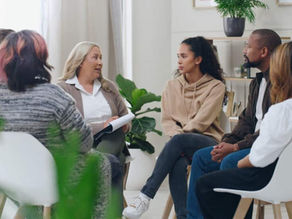 Peer Support for Expat Therapists in Hong Kong: Why supervision Groups Are Essential for Mental Health Practitioners. Mental health awareness, mental health support in Central Hong Kong - The Process HK - Émilie Lefèvre