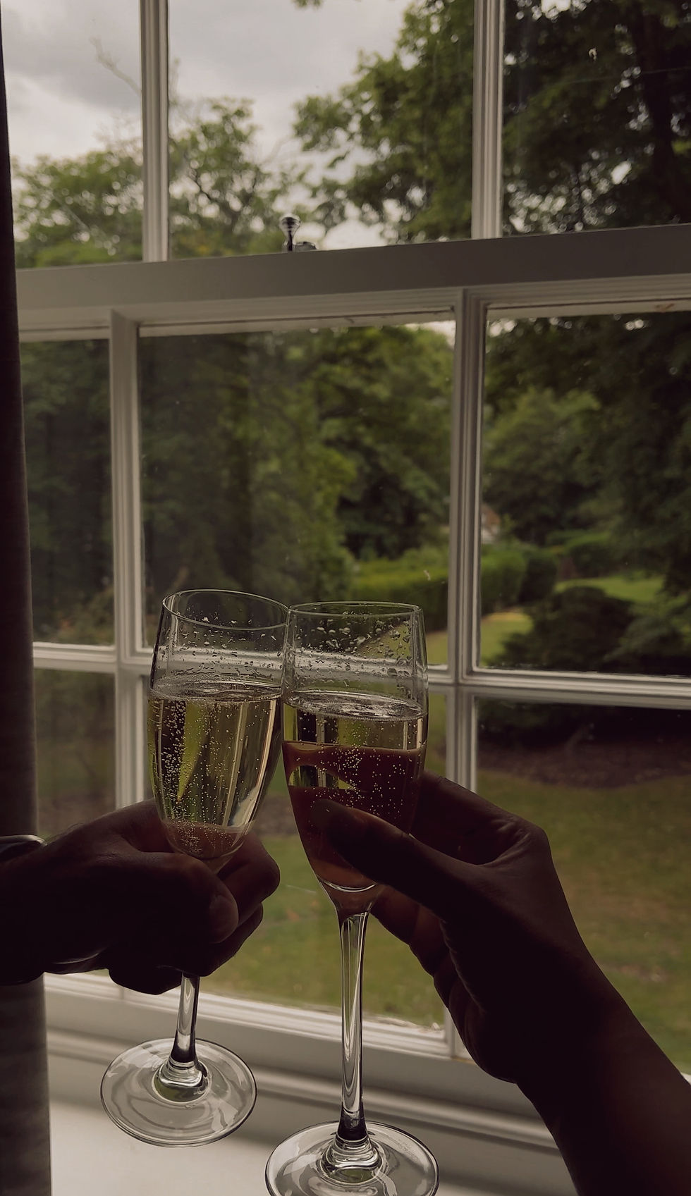 Champagne toast, bubbly, kicking off the weekend.