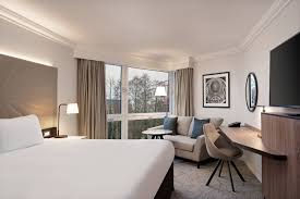 Thumbnail: Hilton Birmingham Metropole Bedroom