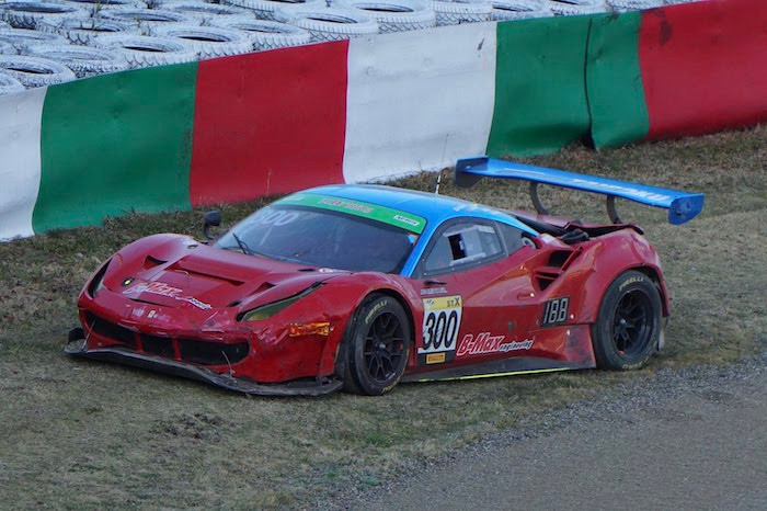 TAIROKU RACING Ferrari 488 GT3 全損 クラッシュ