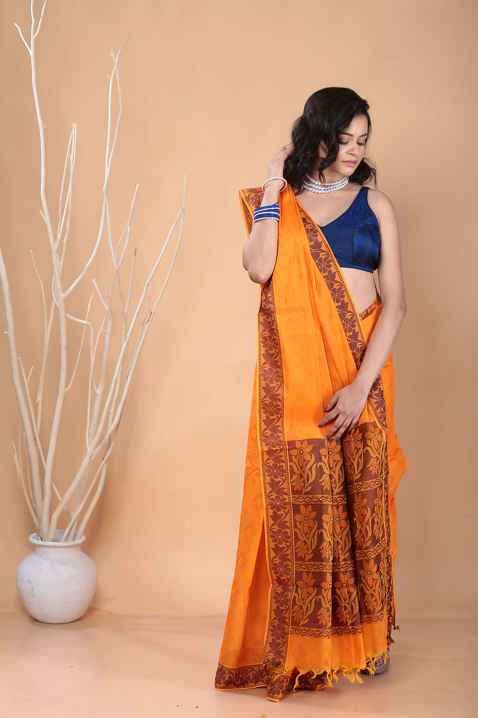 Thumbnail: Lively Virid Cotton Saree