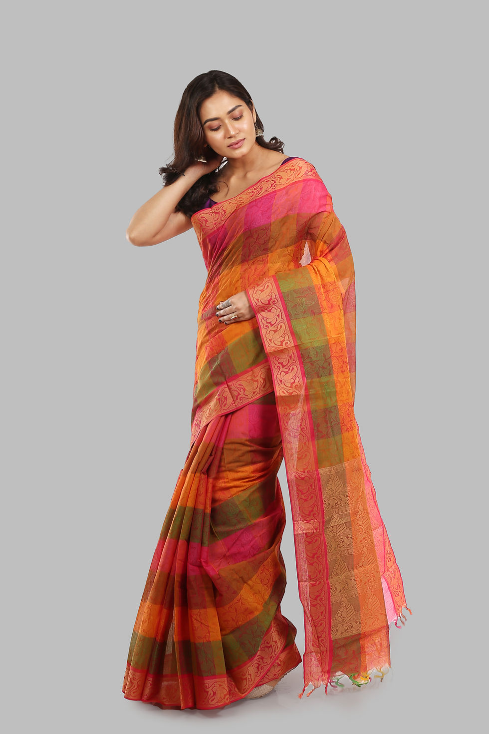 Thumbnail: Checky Gleam Handloom Cotton Saree