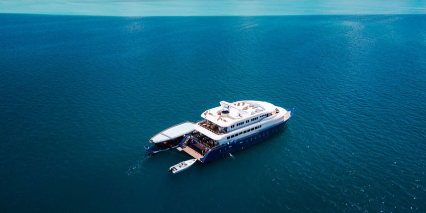 liveaboard-travelixir3_edited
