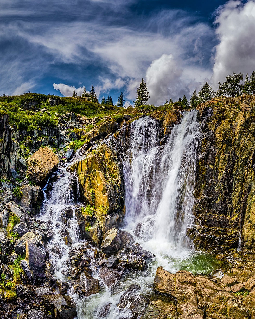 Baga Turgen Waterfall