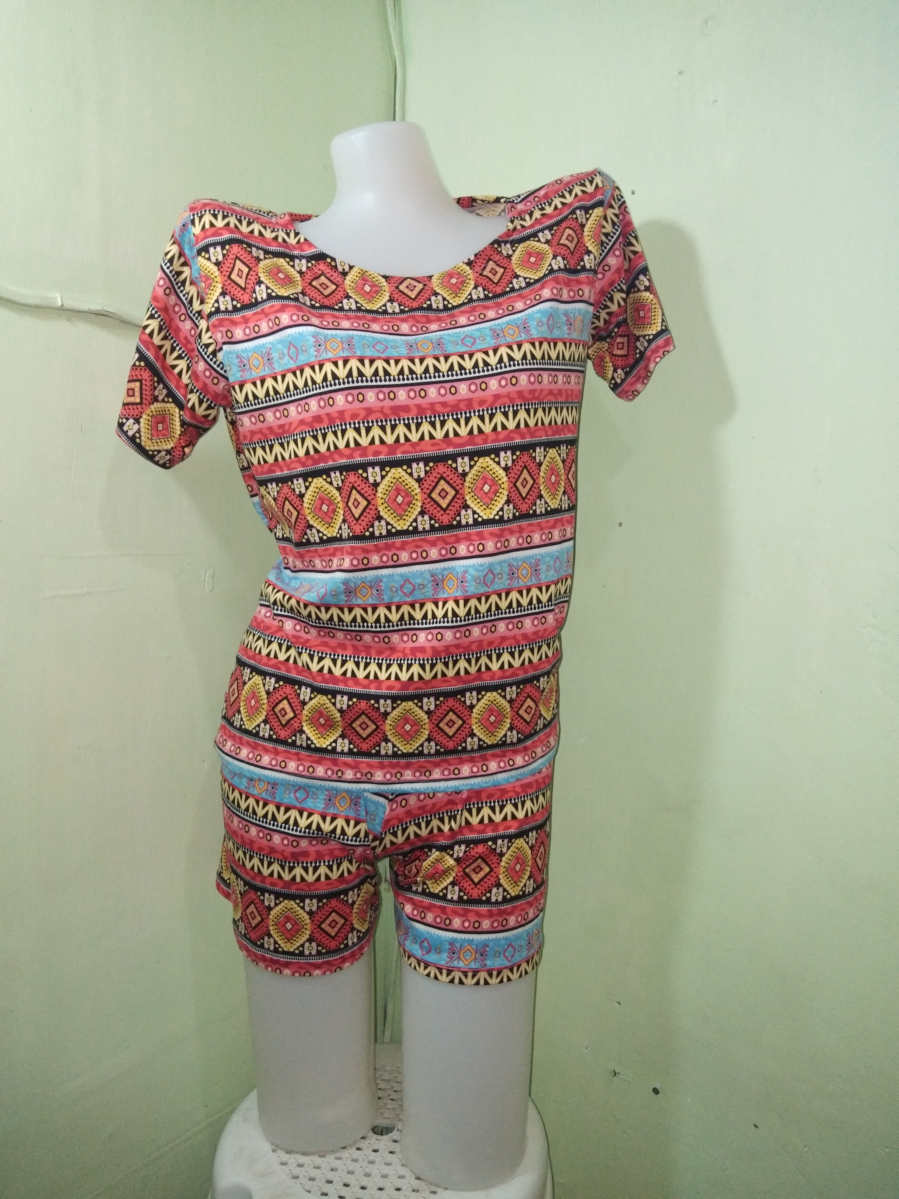 RED TSHIRT SHORT TERNO