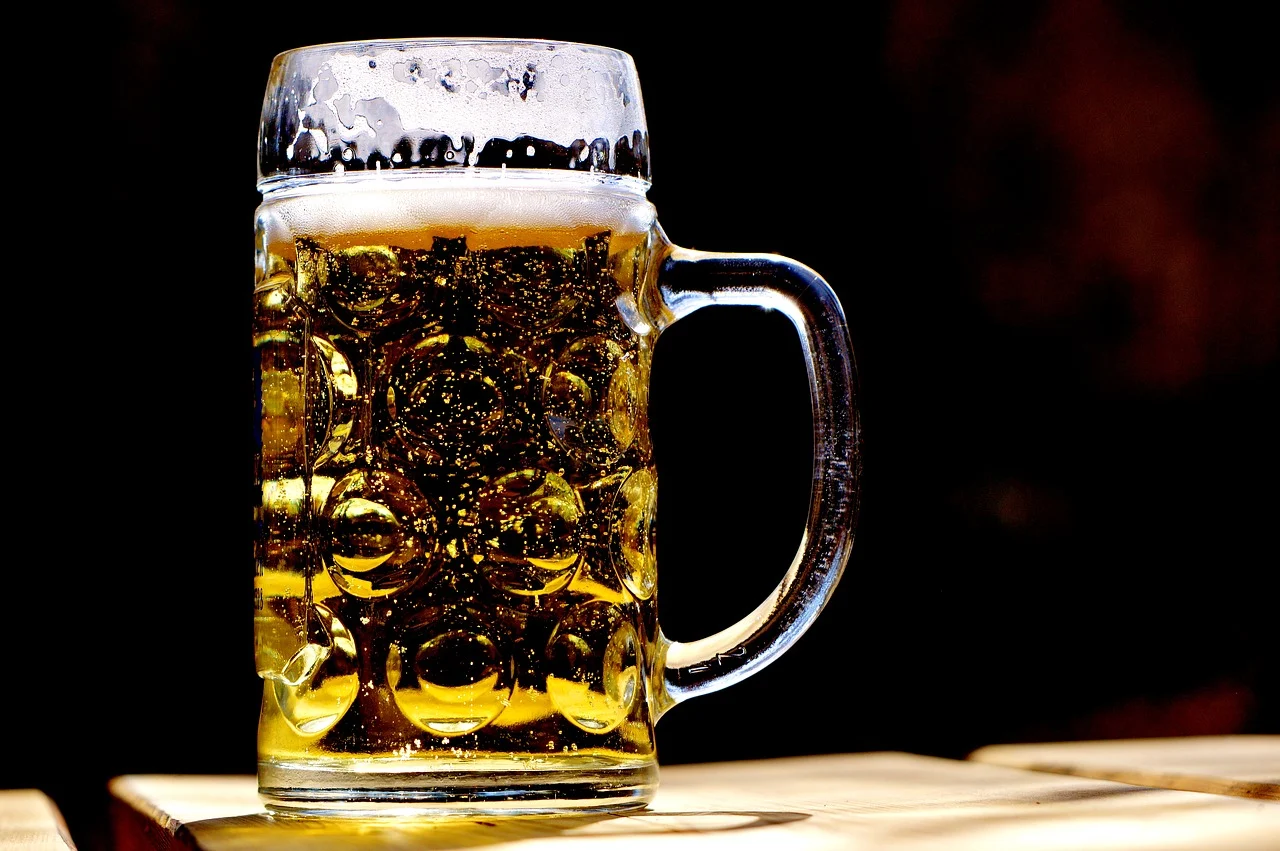 beer-2439237_1280.png.webp