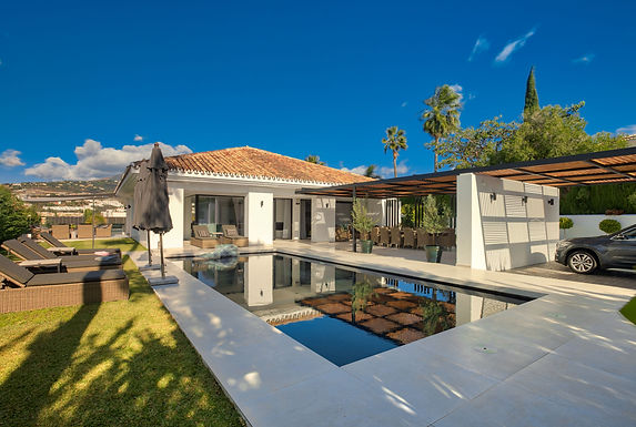 Casa Orion Nueva Andalucia