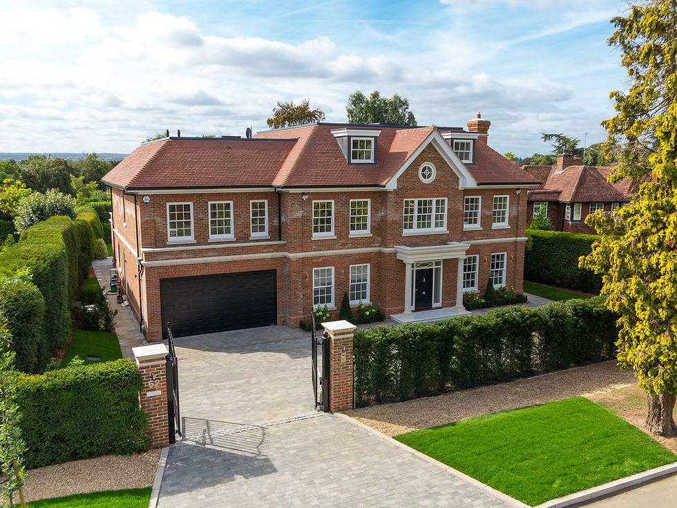 52 Mizen Way, Cobham