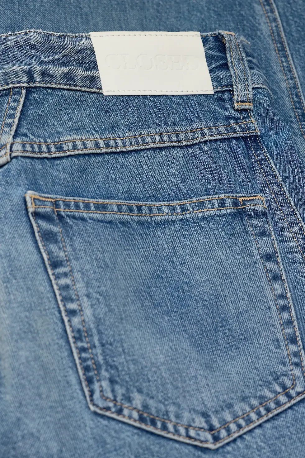 Thumbnail: Tori-X Barrel Jeans Closed C21121