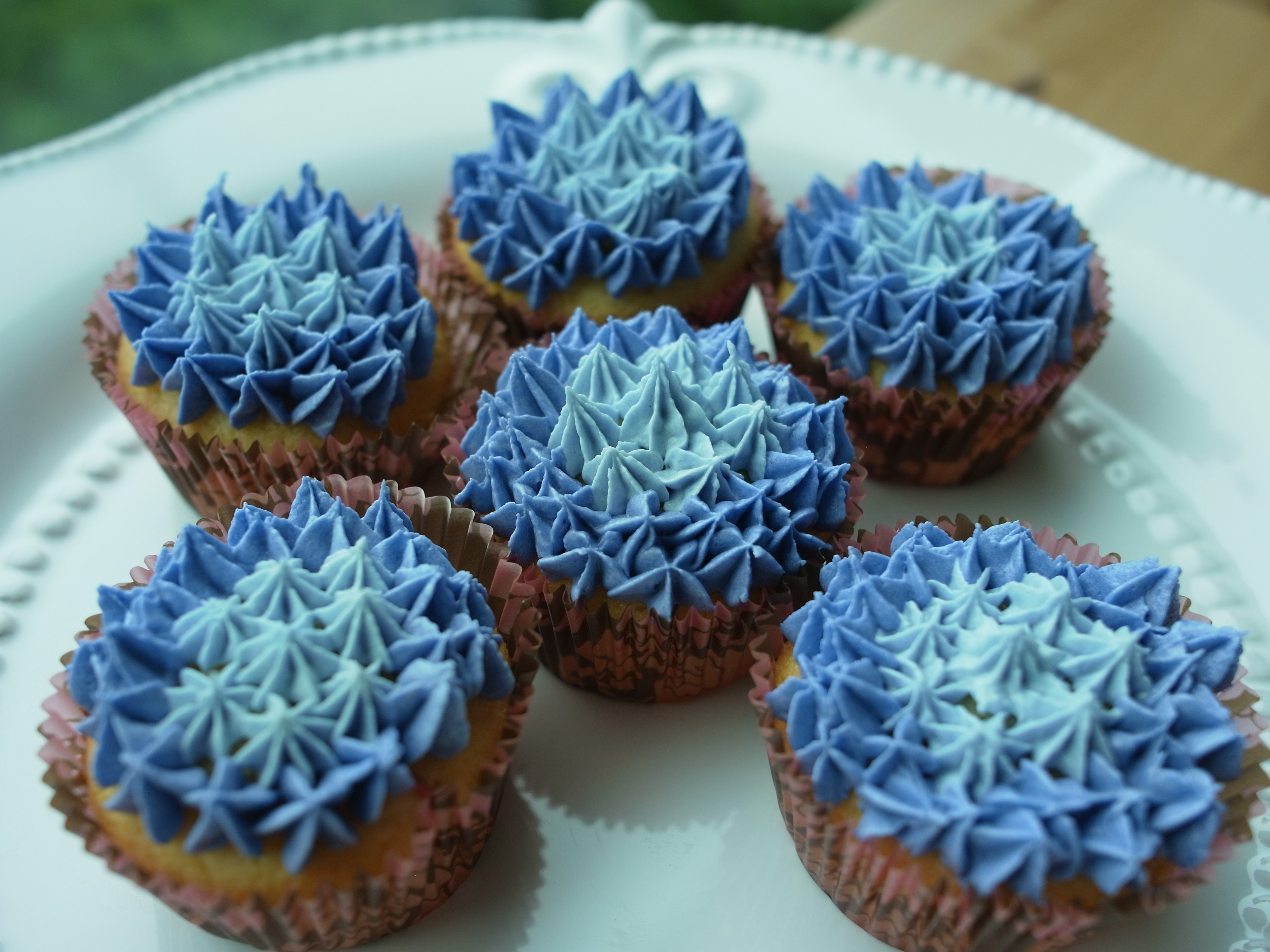 Hydrangea Cupcakes