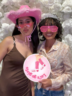 Sweet Sixteen party taking a photo 