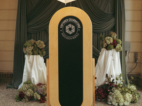 How Photo Booths Add Fun to Wedding Celebrations