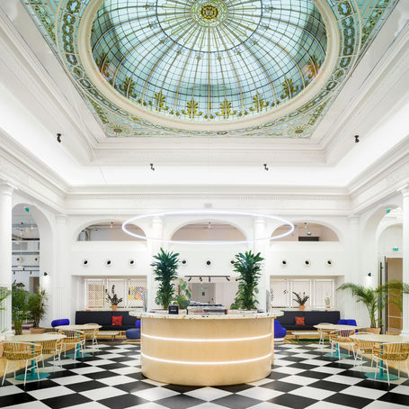 En Europe, le bureau devient un outil stratégique : fréquentation ciblée, flexibilité en hausse et nouvelles attentes autour de l’expérience collaborateur.