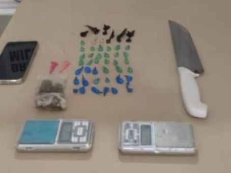 Homem é preso após manter família em cárcere privado e ameaçar matar bebê em Imbé