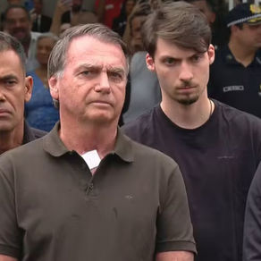Ex-presidente Bolsonaro faz retirada de lesões de pele e exames indicam falta de ferro(anemia) no organismo
