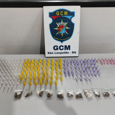 GCM de São Leopoldo realiza ações contra o tráfico e apreende drogas em três bairros