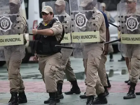 Guardas municipais querem o nome, o porte de armas e a aposentadoria da PM