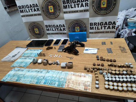 Ação da Brigada Militar prende homem com mais de um quilo de cocaína e armas
