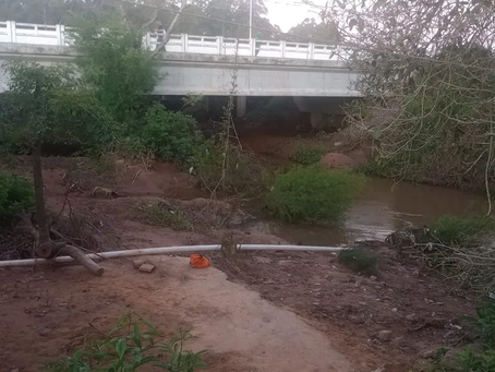 Bombeiros encontram corpo de menina de 2 anos que desapareceu após cair em córrego em Esteio