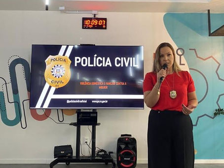 Delegada Michele Arigony promove palestras para alunos do Senac Unisinos sobre violência contra a mulher