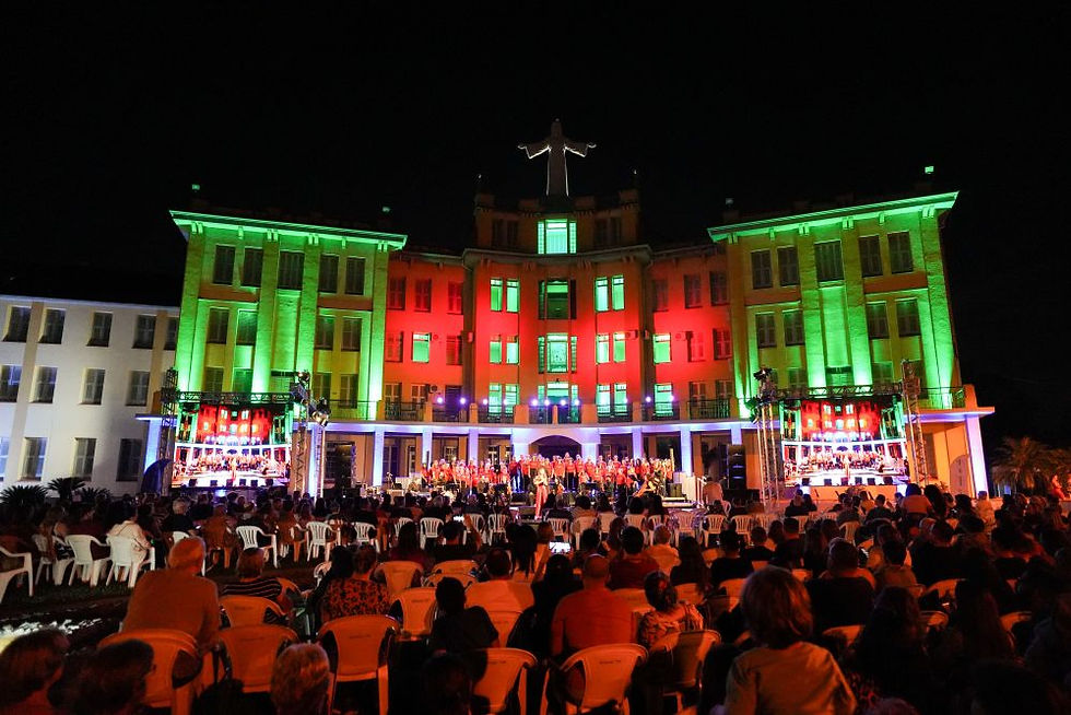 Espetáculo “A Família Tannenbaum – Em Busca da Paz” retorna ao CECREI e ilumina o Natal de São Leopoldo