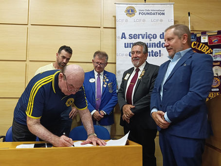 São Leopoldo: Lions Clube formaliza doação de elevador ao Hospital Centenário