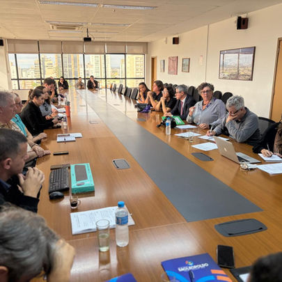 Prefeitura apresenta nova proposta de dissídio para o magistério e Ceprol critica falta de avanço