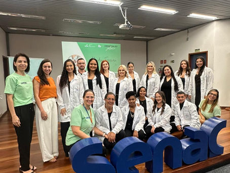 Senac São Leopoldo realiza cerimônia de entrega de jalecos a alunos de Enfermagem