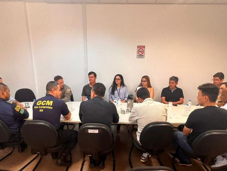 Prefeitura e comércio se unem para organizar trânsito e segurança no período natalino