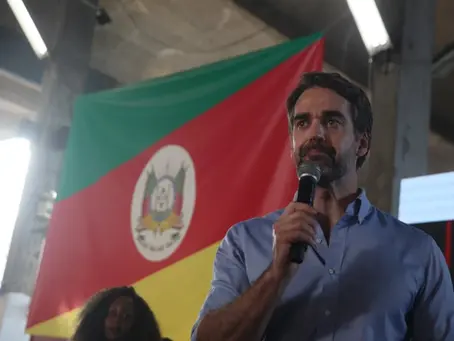 Governo do RS sanciona reajuste do piso do magistério com pagamento retroativo