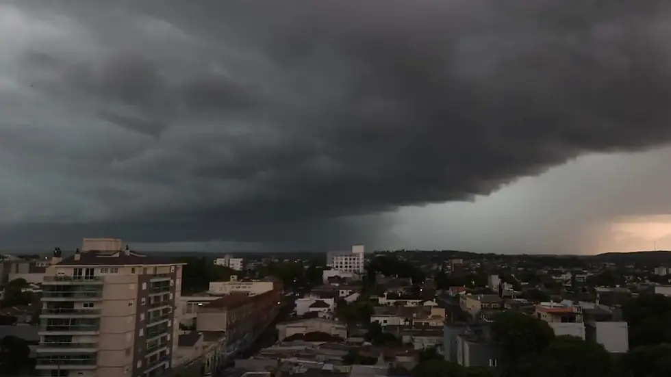 Sexta-feira (9) terá instabilidade persistente e risco de chuva em parte do RS