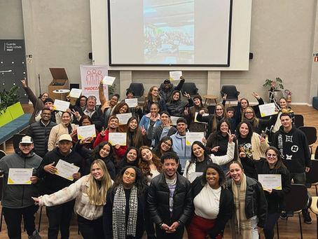 Voluntários do Abrigo CAIC são homenageados em cerimônia emocionante em São Leopoldo