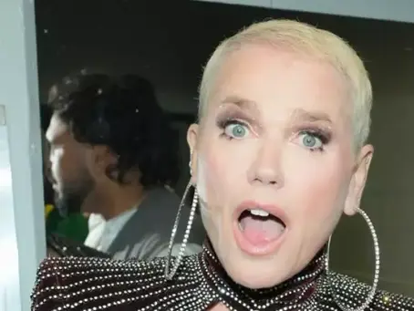 Xuxa Meneghel é condenada a pagar R$ 20 mil por expor menor de idade nas redes